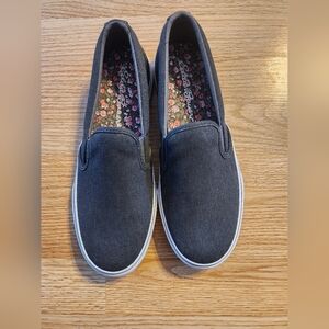 Eddie Bauer Black Slip-On Sneakers